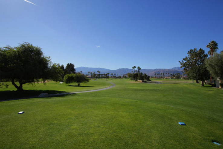 Residential Home in East Palm Desert