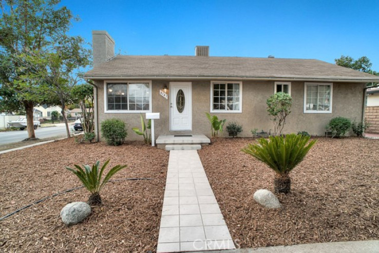 Residential Home in Panorama City