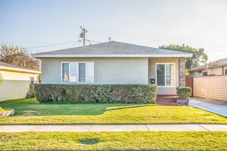 3 Bed Home for Sale in Hawthorne, California