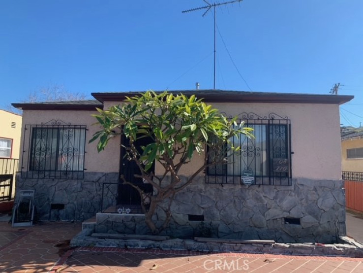 3 Bed Home for Sale in Los Angeles, California