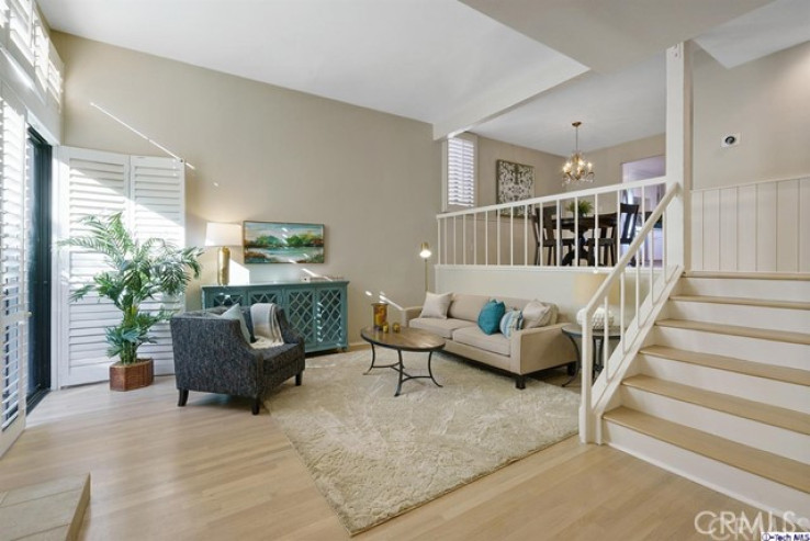 2 Bed Home for Sale in Sherman Oaks, California