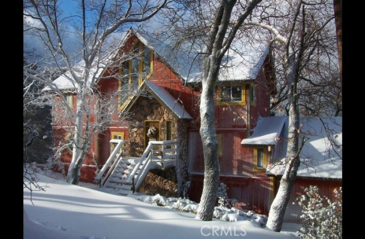 4 Bed Home for Sale in Lake Arrowhead, California