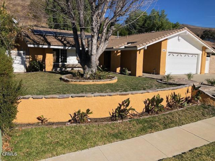 3 Bed Home for Sale in Oak Park, California