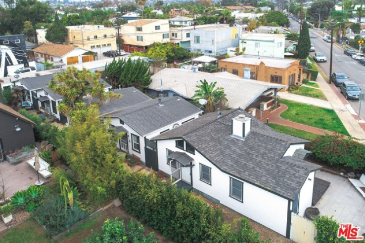  Income Home for Sale in Venice, California