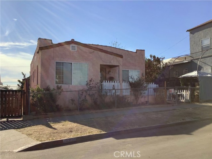  Income Home for Sale in Los Angeles, California