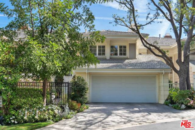 Residential Home in Brentwood