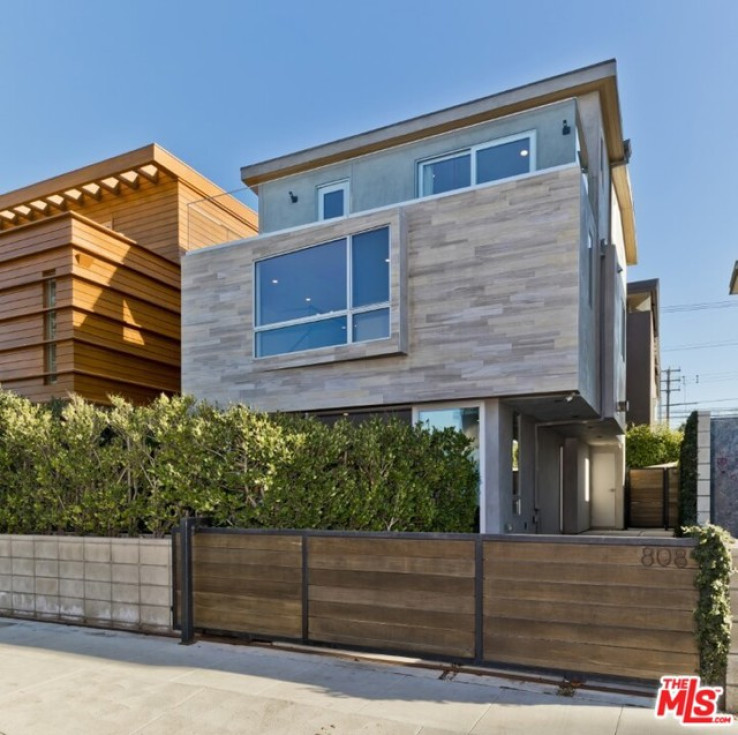 Residential Home in Venice