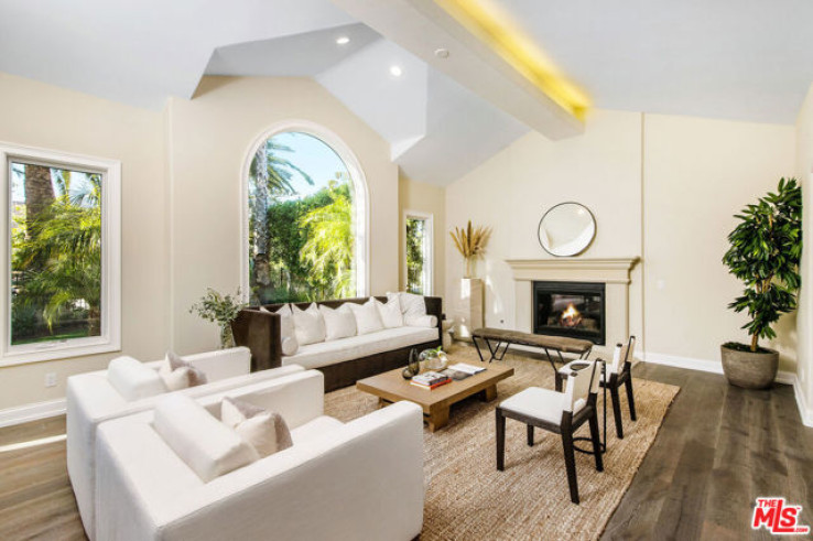 5 Bed Home for Sale in Pacific Palisades, California