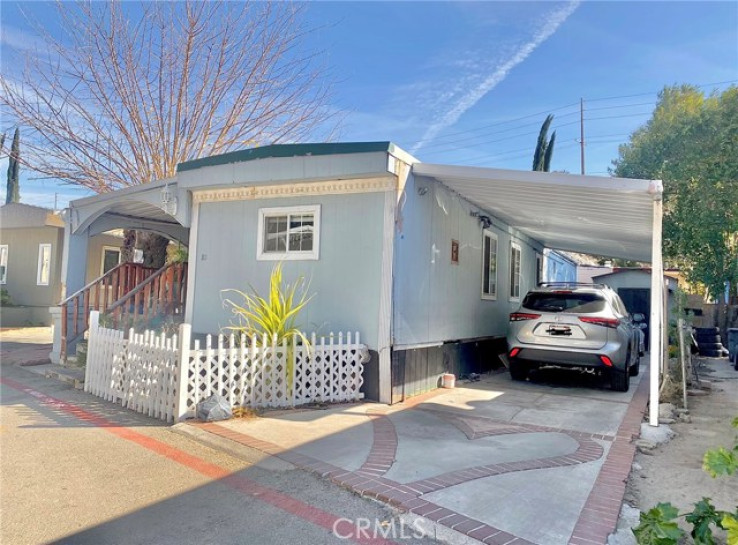 Residential Home in Newhall 1