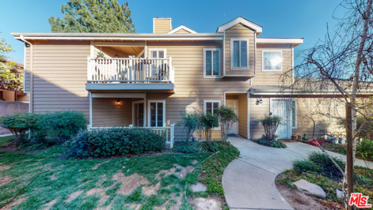 2 Bed Home for Sale in North Hollywood, California