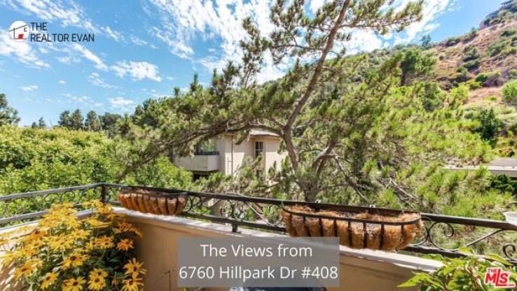 1 Bed Home for Sale in Los Angeles, California
