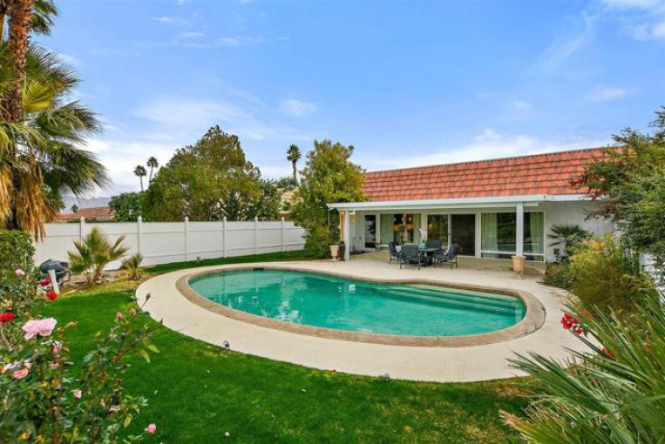 2 Bed Home for Sale in Palm Desert, California