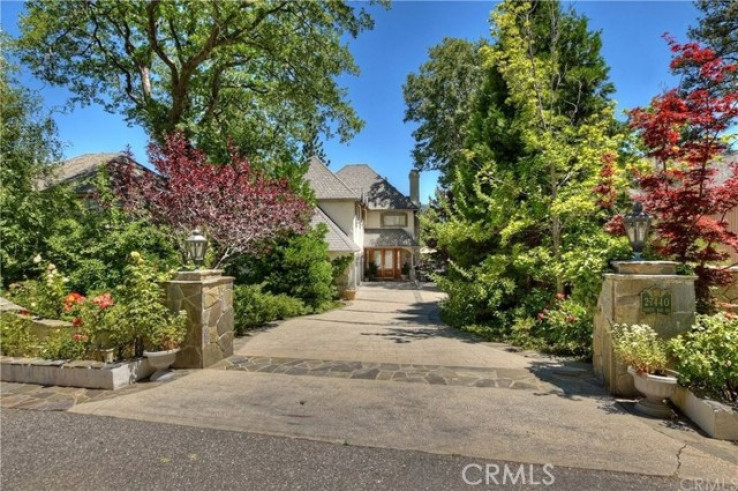 3 Bed Home for Sale in Lake Arrowhead, California