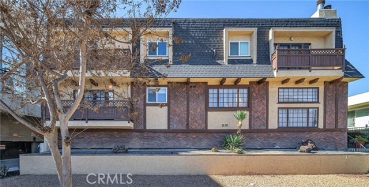 2 Bed Home for Sale in Sherman Oaks, California