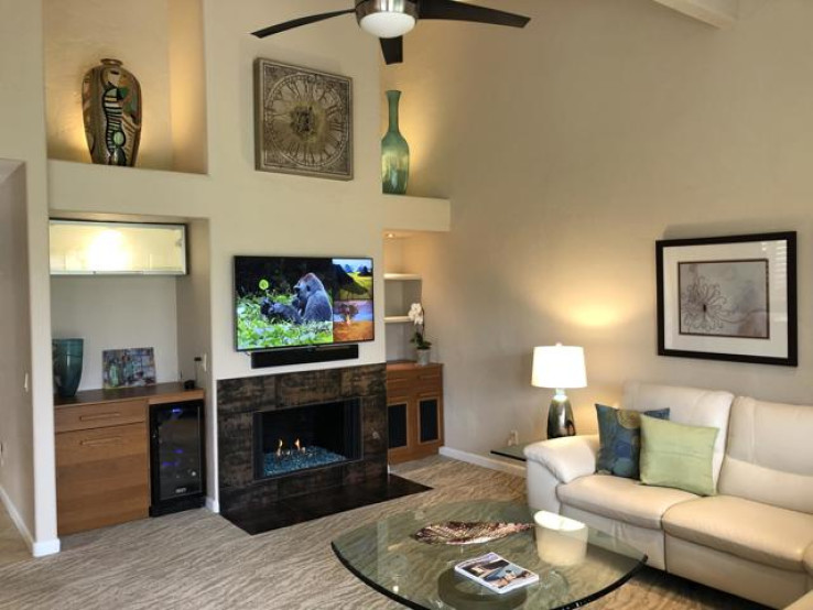 Residential Home in East Palm Desert