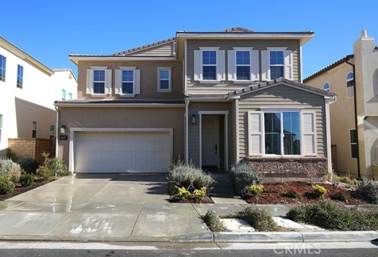 5 Bed Home for Sale in Saugus, California