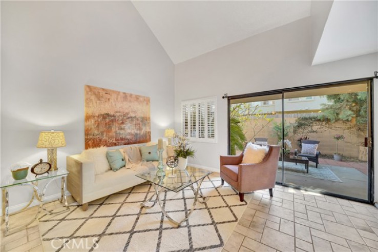 2 Bed Home for Sale in Costa Mesa, California