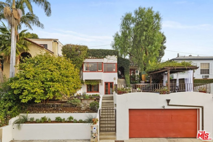 3 Bed Home for Sale in Los Angeles, California