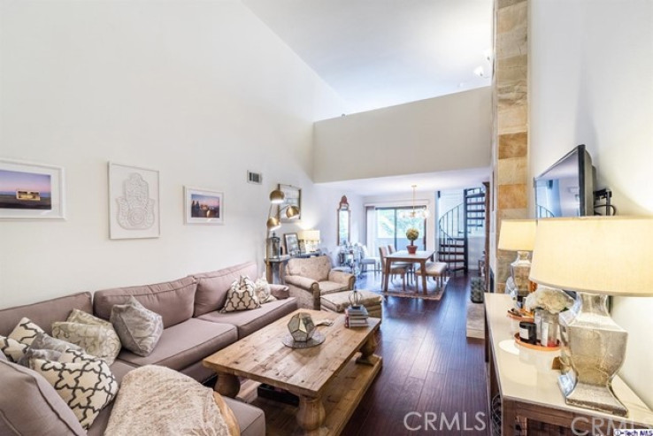 Residential Home in Sunset Strip - Hollywood Hills West