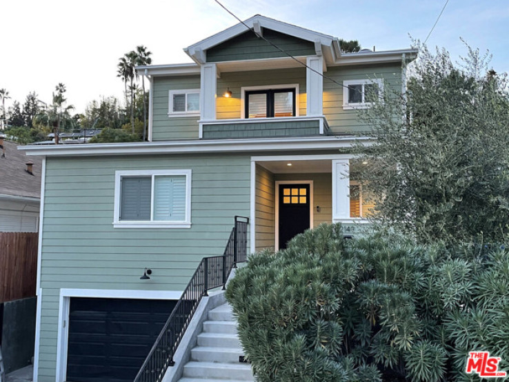 5 Bed Home for Sale in Los Angeles, California