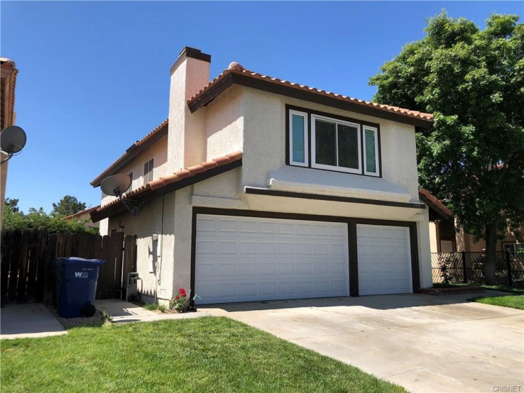 Residential Home in Palmdale