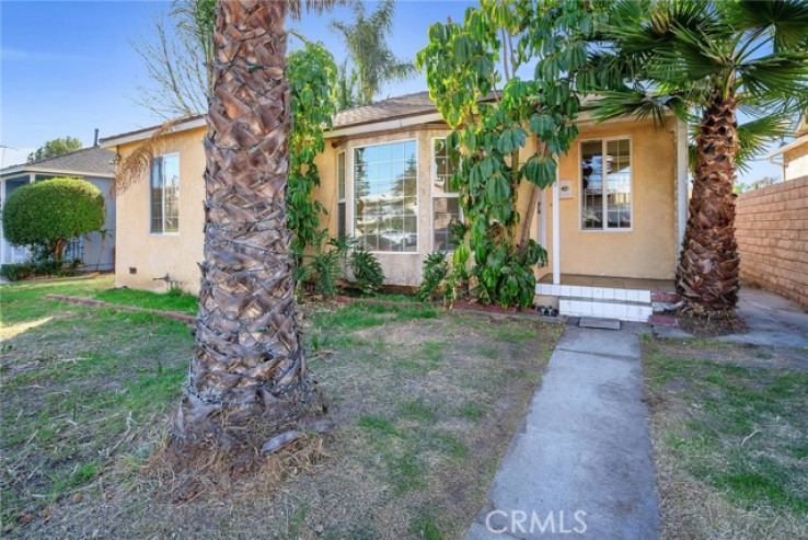 4 Bed Home for Sale in Lake Balboa, California