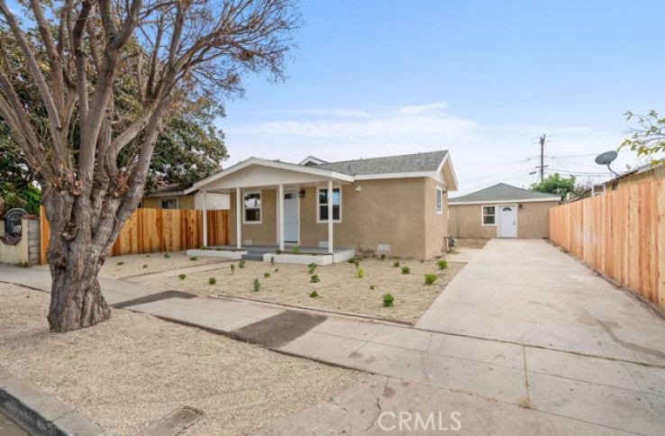 Residential Home in Compton