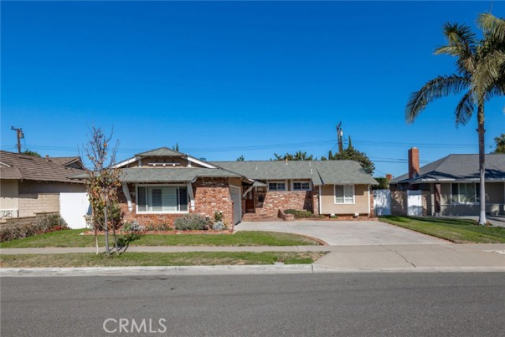 3 Bed Home for Sale in Costa Mesa, California