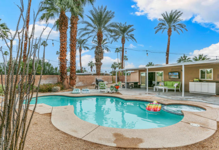 3 Bed Home for Sale in Palm Desert, California