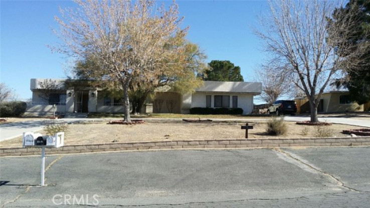 3 Bed Home for Sale in Apple Valley, California