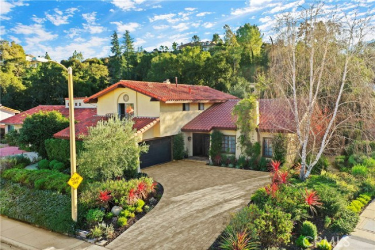 Residential Home in Westlake Village