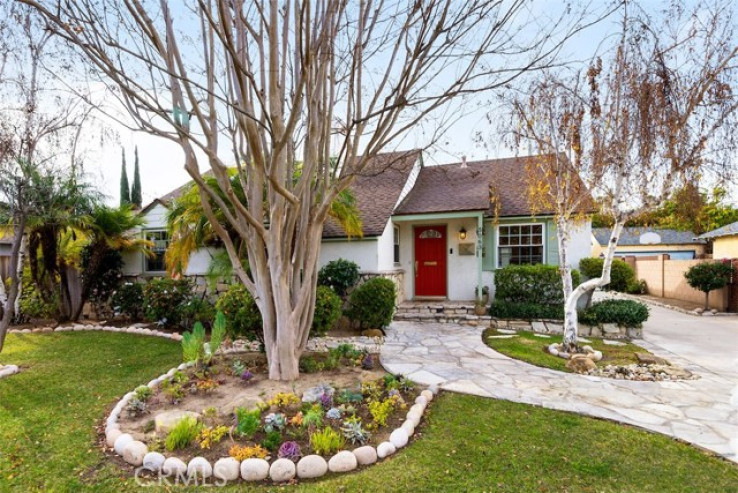 3 Bed Home for Sale in Sherman Oaks, California