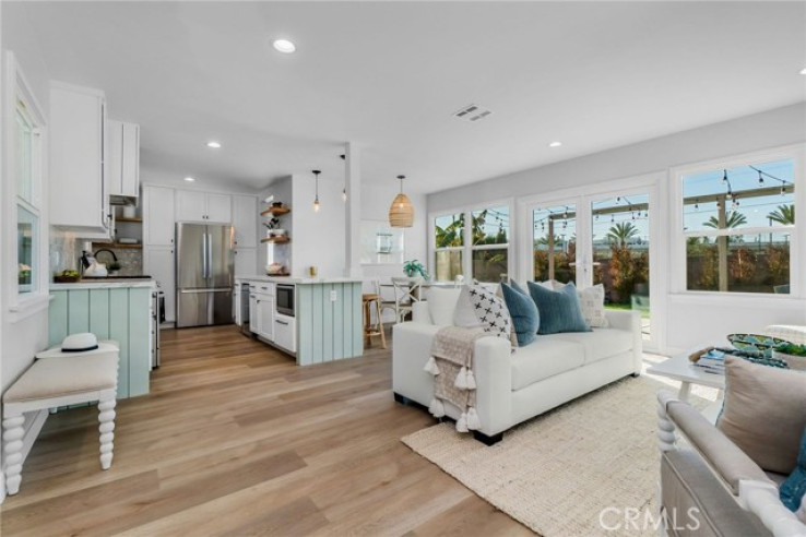 3 Bed Home for Sale in Hawthorne, California