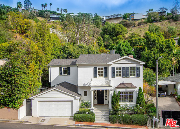 4 Bed Home for Sale in Beverly Hills, California