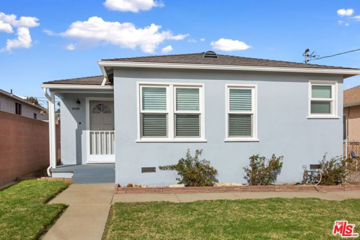 3 Bed Home for Sale in Hawthorne, California
