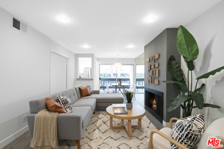 2 Bed Home for Sale in Culver City, California