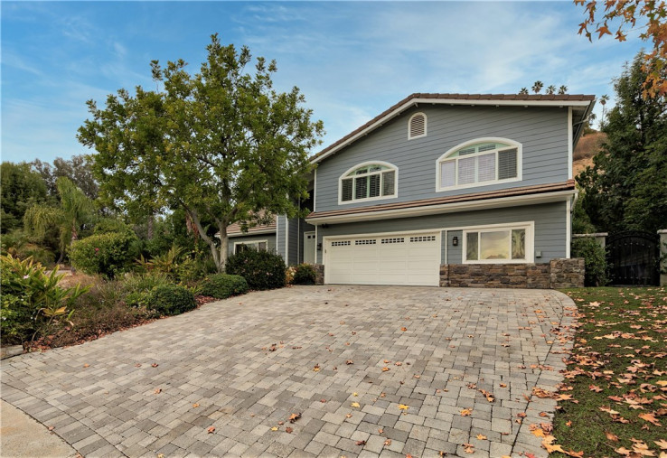 4 Bed Home for Sale in Shadow Hills, California