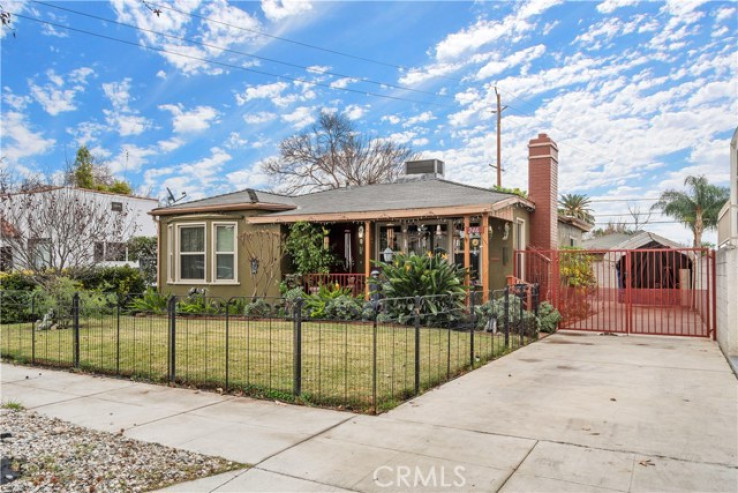 3 Bed Home for Sale in Burbank, California