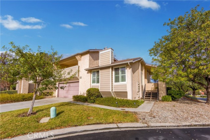 2 Bed Home for Sale in Newhall, California