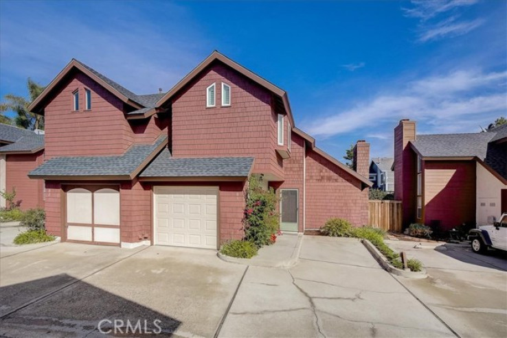 Residential Home in Southwest Costa Mesa