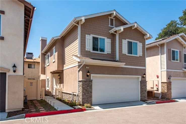 4 Bed Home for Sale in Newhall, California