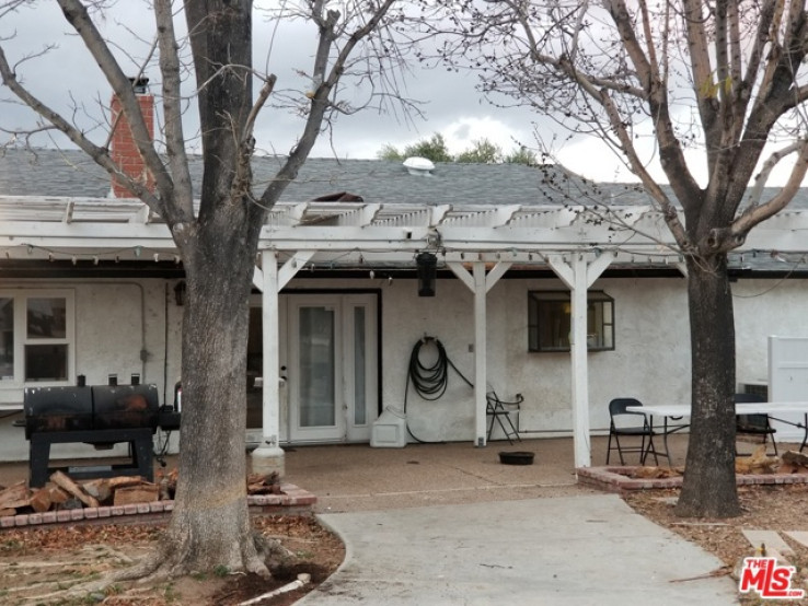 4 Bed Home for Sale in Acton, California
