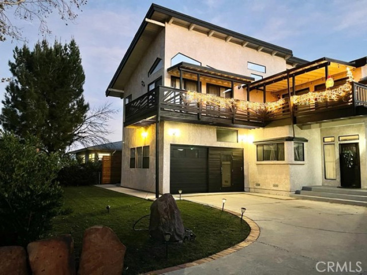 6 Bed Home for Sale in Granada Hills, California
