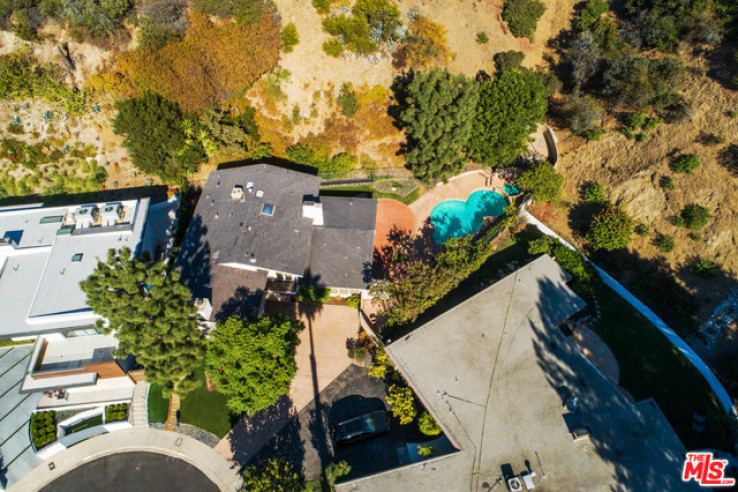 4 Bed Home for Sale in Beverly Hills, California