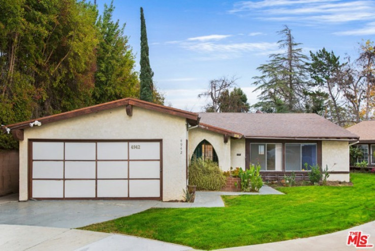 Residential Home in Valley Village