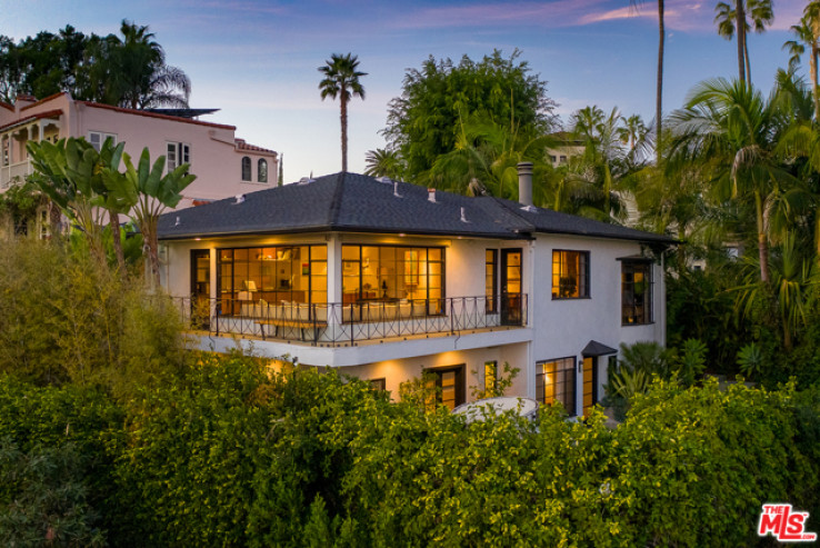3 Bed Home for Sale in Los Angeles, California