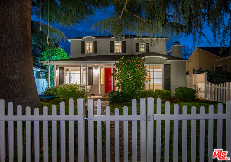 4 Bed Home for Sale in Studio City, California