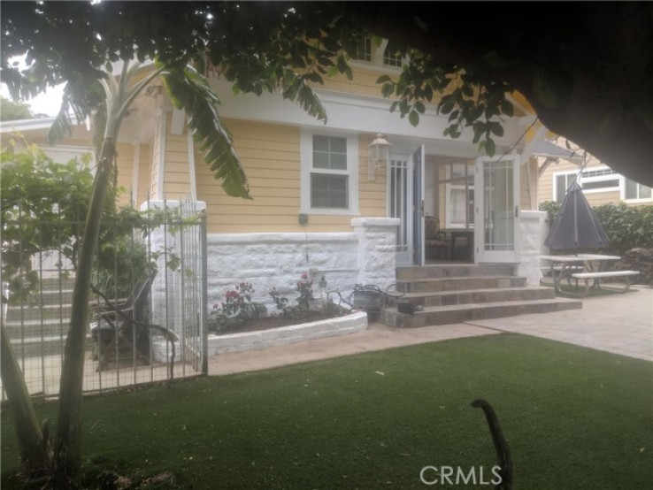  Income Home for Sale in Los Angeles, California