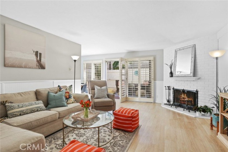 Residential Home in East Costa Mesa