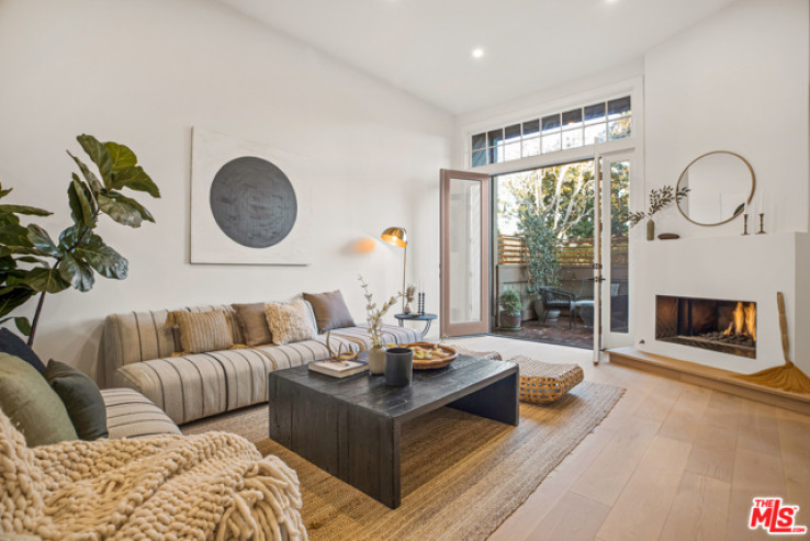 2 Bed Home for Sale in Santa Monica, California